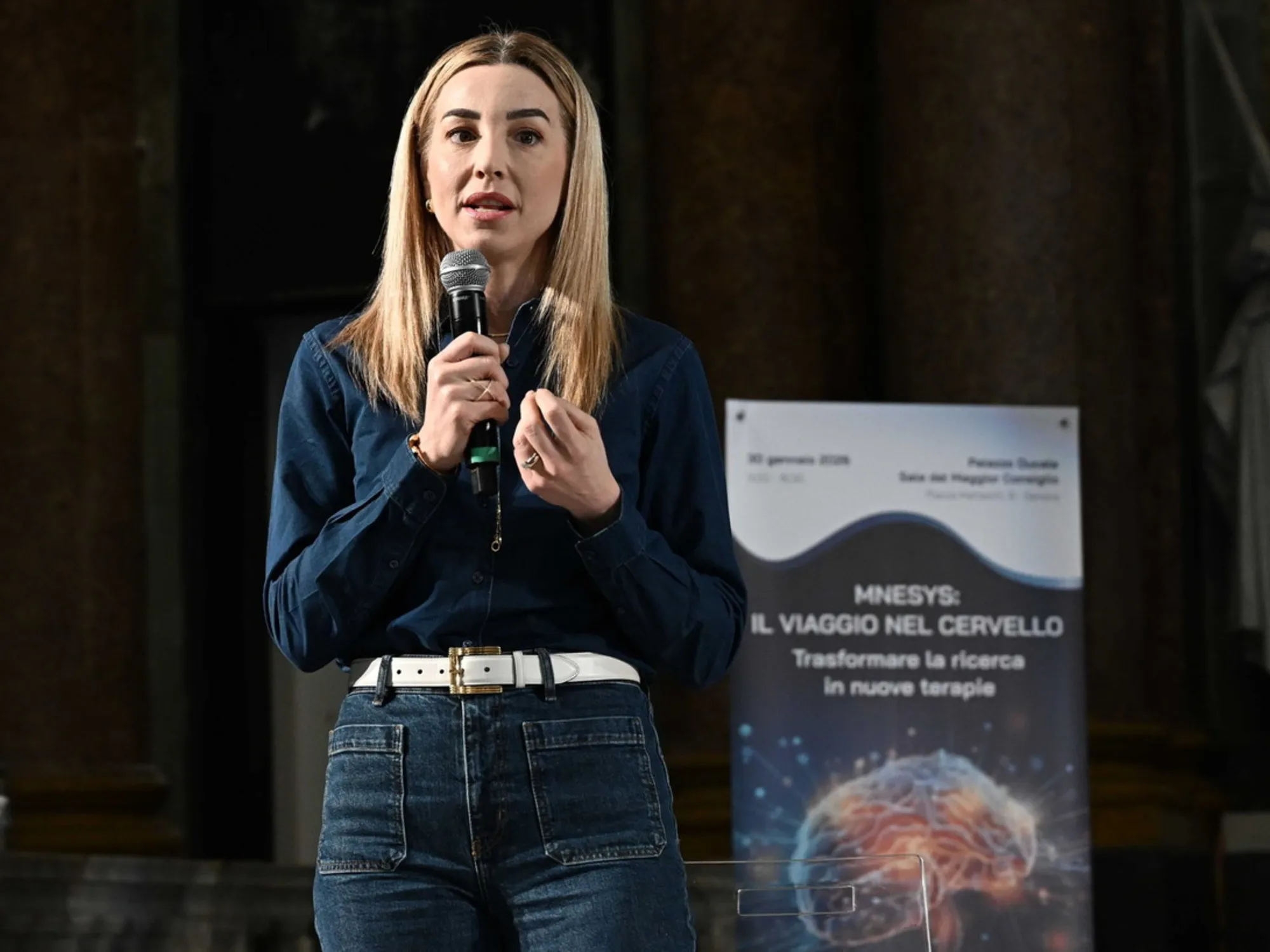 Leggi l'articolo: "Io candidata anti-Meloni?". E la risposta di Salis agita il pd