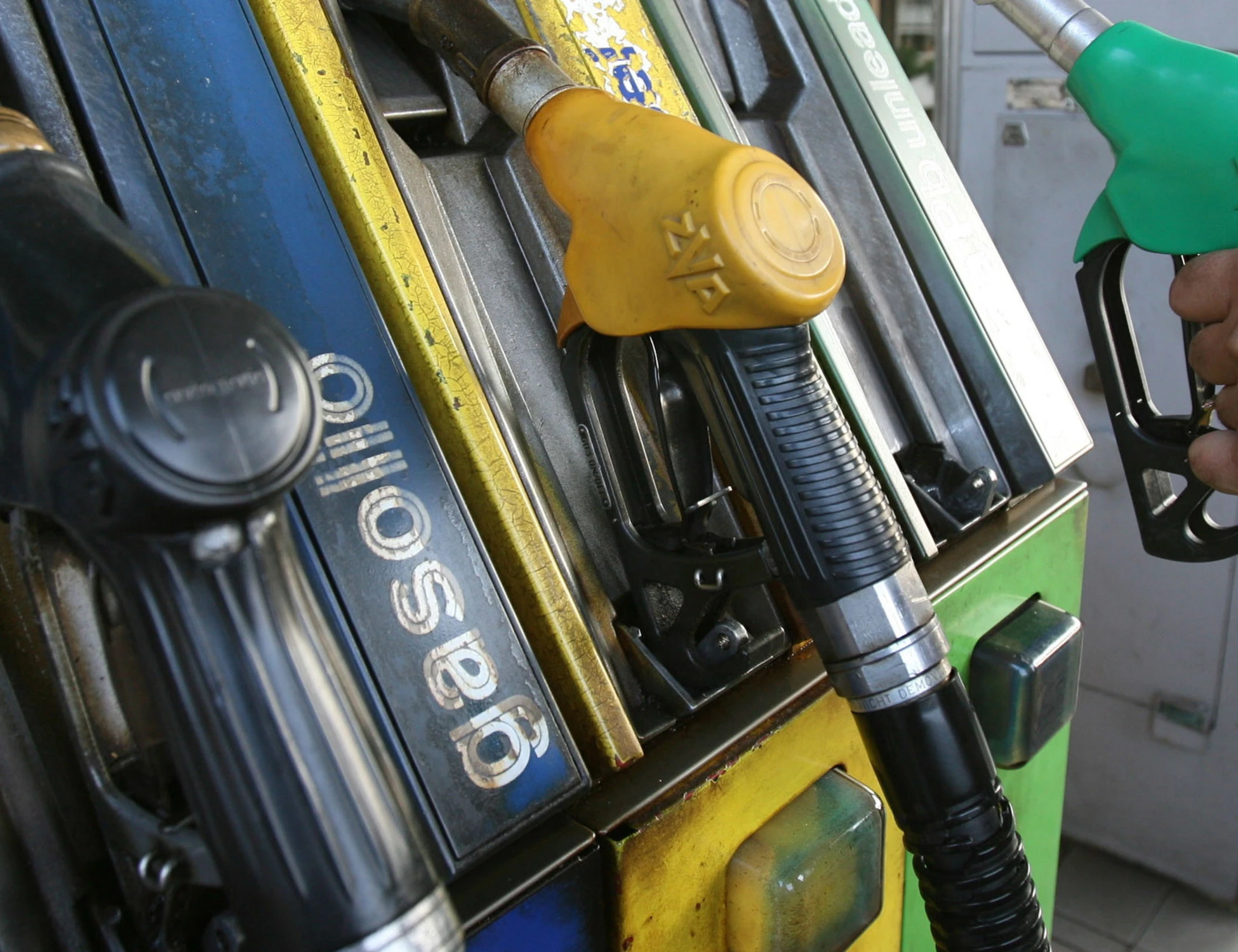 Benzina, anche la Ip mette un tetto ai prezzi: ecco in quante stazioni c'è lo sconto