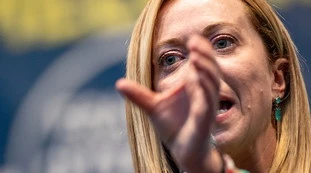 Giorgia Meloni replica a Putin: "Visione sovietica"