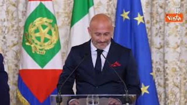 Finale di Coppa Italia, il Presidente Mattarella riceve i giocatori di Bologna e Milan al Quirinale