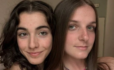 594x323