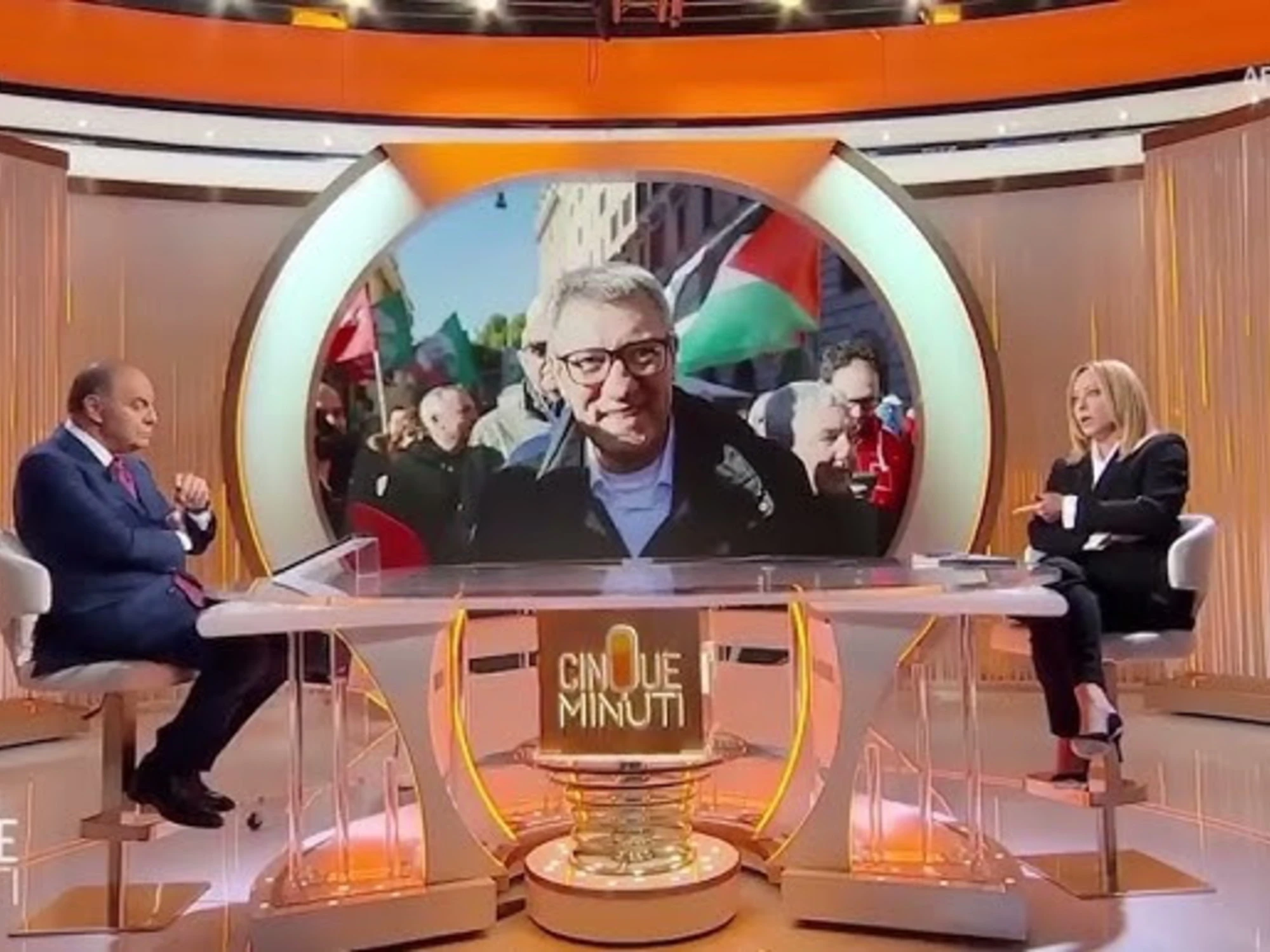 Bruno Vespa sorride grazie a Giorgia Meloni