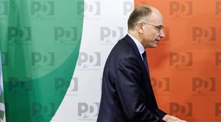 Enrico Letta, "cacciato" in Italia ha un incarico in Europa: la Lega bombarda