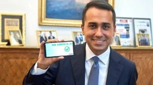 Referendum, vince l'M5s col voto decisivo di Salvini e Meloni: Pd e Italia Viva, maggioranza schiacciante dei No