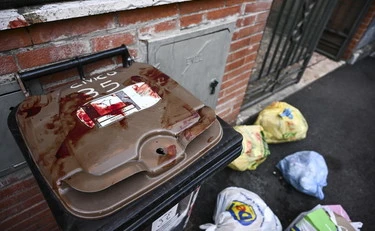 Omicidio familiare a Roma, chi è la belva: caccia all'uomo con i droni