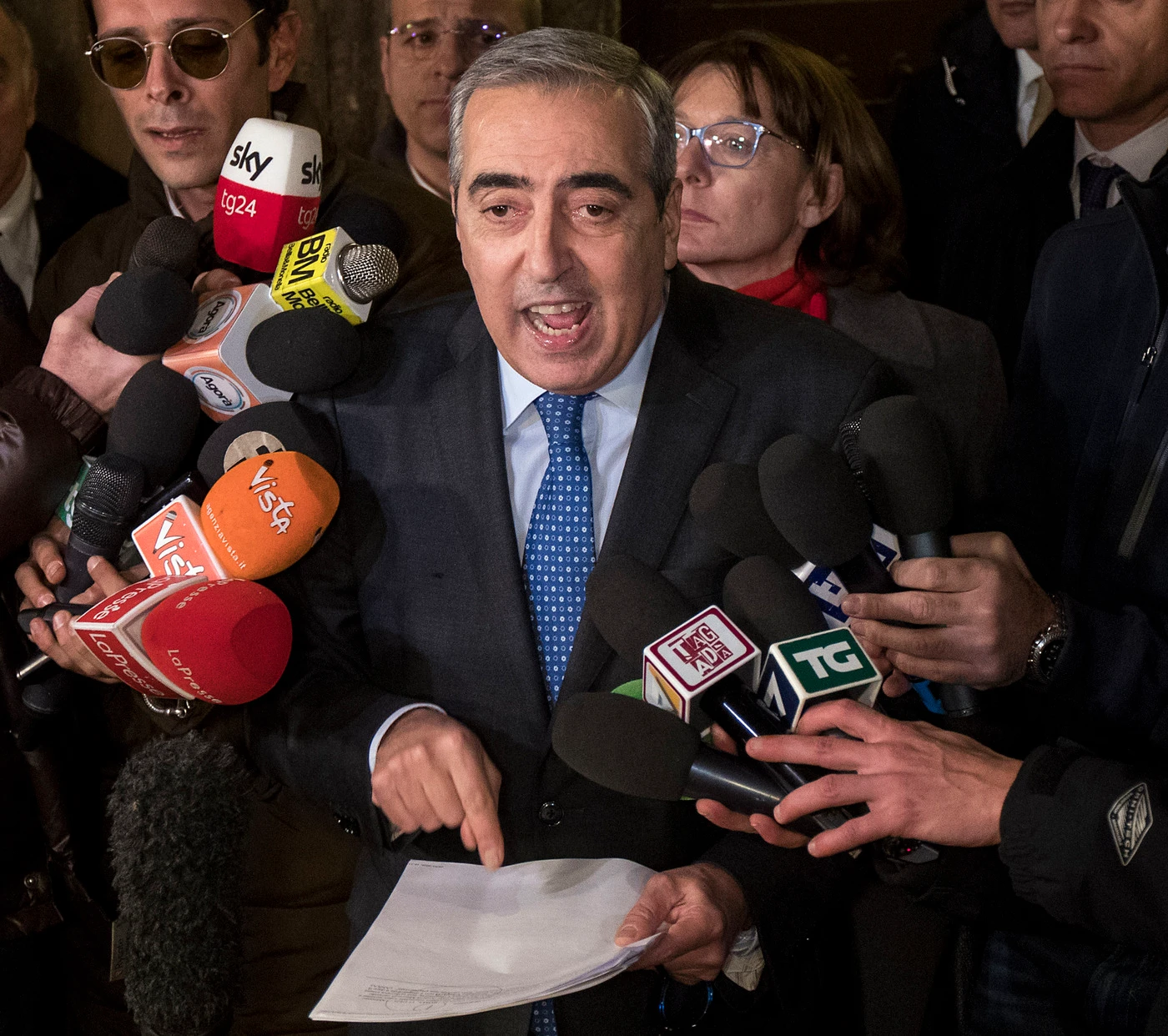 Maurizio Gasparri appieda Giuseppe Conte: "Nessuno di Forza Italia con lui. Mentre quelli di Italia Viva..."