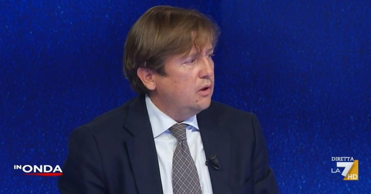 In Onda, Pierpaolo Sileri spiega perché il green pass e le zone colorate possono evitare maggiori restrizioni