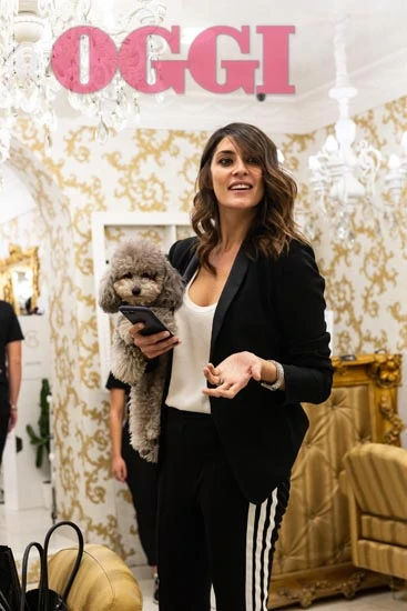 Elisa Isoardi, rivoluzione di lady La prova del cuoco: dal salone di bellezza ci esce così