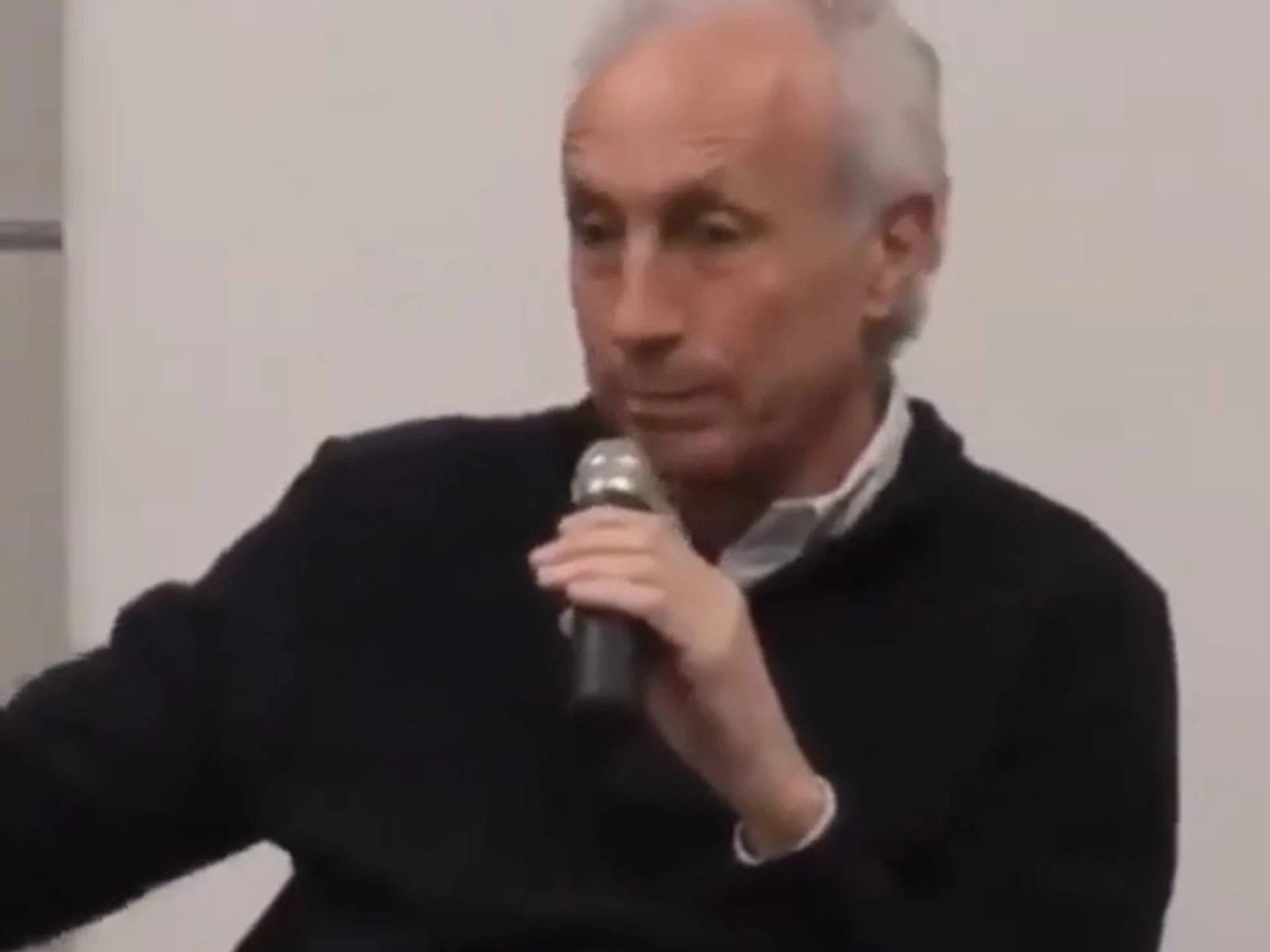 Marco Travaglio-choc: "Tangenti a von der Leyen per armi e vaccino"