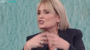 Che tempo che fa, Antonella Viola: "Dove serve più Europa". Fabio Fazio gongola