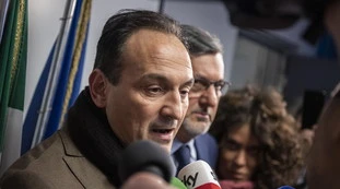 Coronavirus, il governatore del Piemonte Cirio positivo: 5 province nella "zona 1" a rischio, si complica tutto