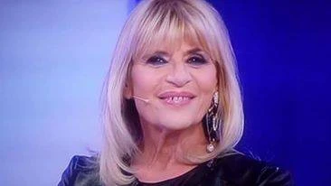 Amici, irruzione di Gemma Galgani: stravolta dal brano di Alberto Urso, la reazione impensabile