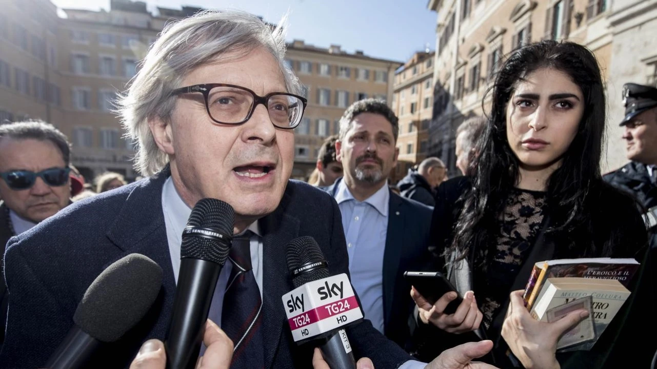Stadio di Roma, Vittorio Sgarbi scrive a Francesco Totti: "Occupati di calcio, che è meglio"