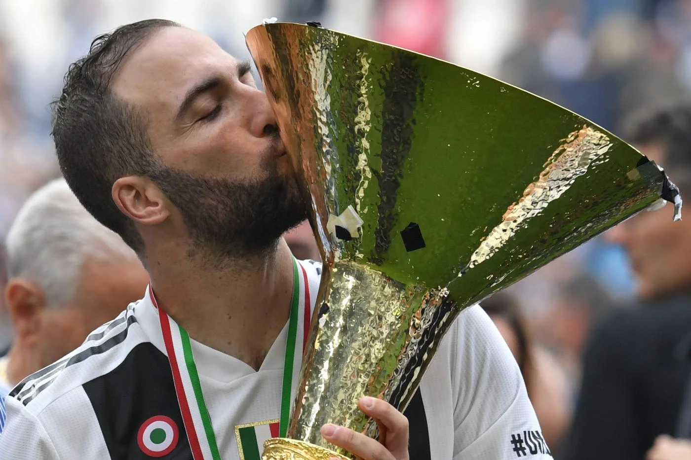Gonzalo Higuain alza la posta: ecco cosa chiede al Milan per dare l'ok al trasferimento