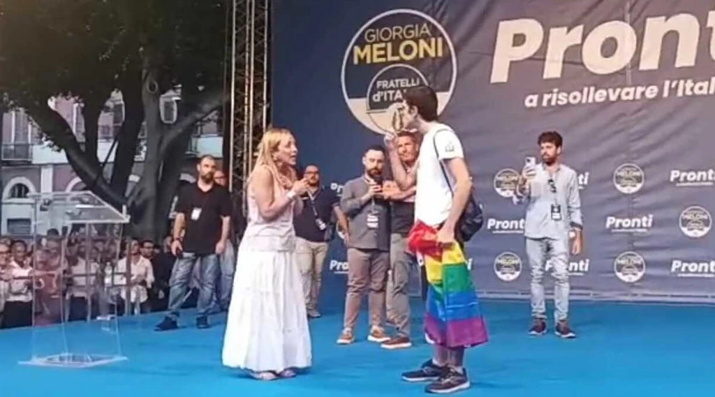 Giorgia Meloni, l'attivista di Cagliari: "Grazie per il confronto", come risponde lei
