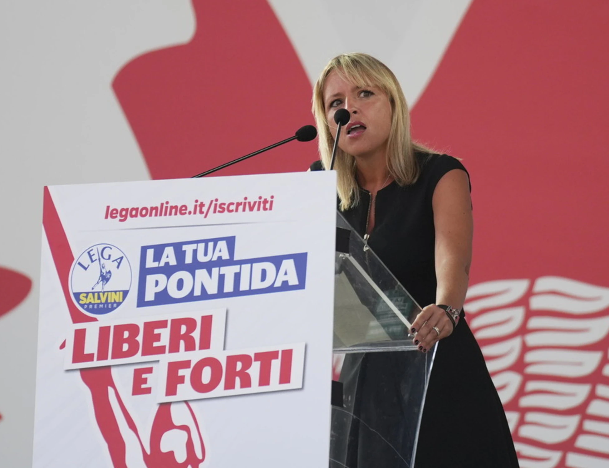 Silvia Sardone, la nuova generalessa: la svolta a Pontida