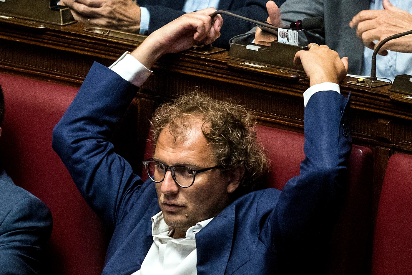 Luca Lotti contro Matteo Renzi: "Addio Pd? Non capisco la sua scelta, sembra la vecchia sinistra"