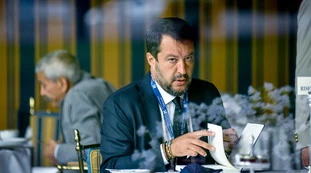 Matteo Salvini avverte Pd e M5s: "Si mettano l'anima in pace, il centrodestra è decisivo per le elezioni del Capo dello Stato"