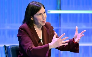 Giuseppe Conte, un libro per far fuori Elly Schlein: cosa sta succedendo