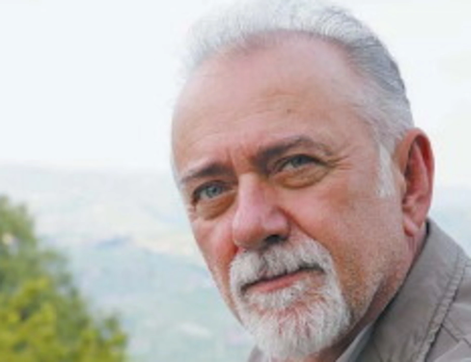 Rai 3, le mille vite del "Signor Faletti"