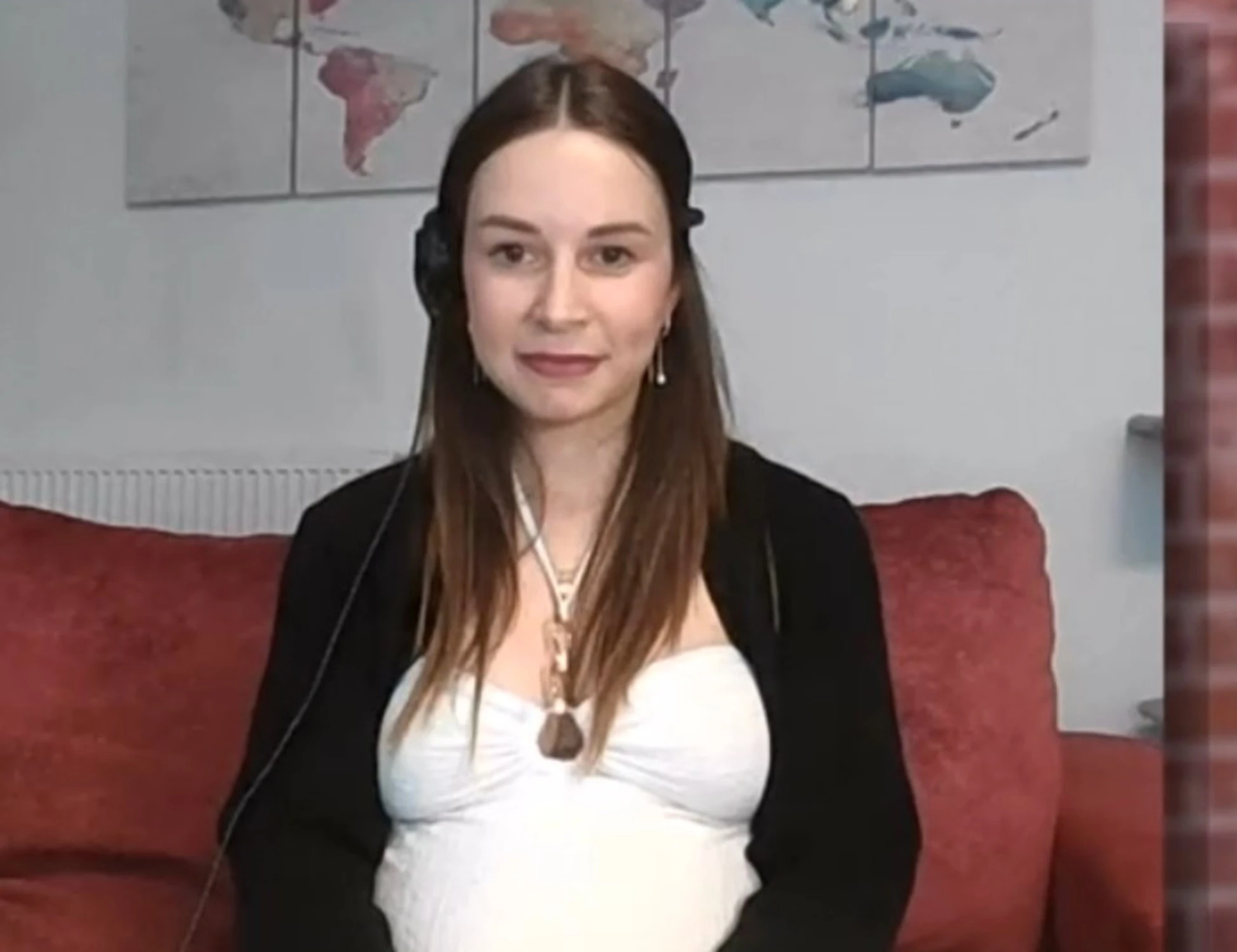 Affari Tuoi, attacco-choc alla compagna di Luca: "Dovevano chiamare un'altra persona"