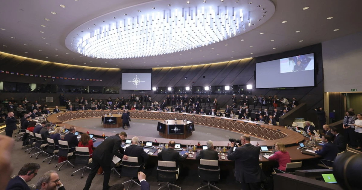 Nato, Russia-Ucraina: colmare il vuoto nel 1991 e ridare centralità ai membri fondatori