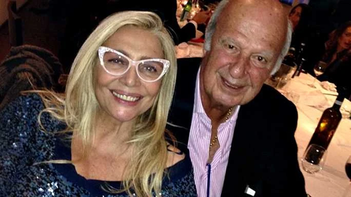 Domenica In, Mara Venier trionfa e il marito massacra Barbara D'Urso: la battuta atroce