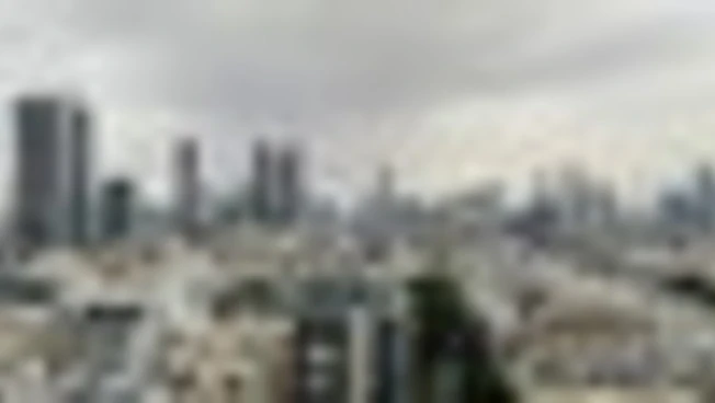 Sirene antiaeree risuonano a Tel Aviv per allarme missili iraniani