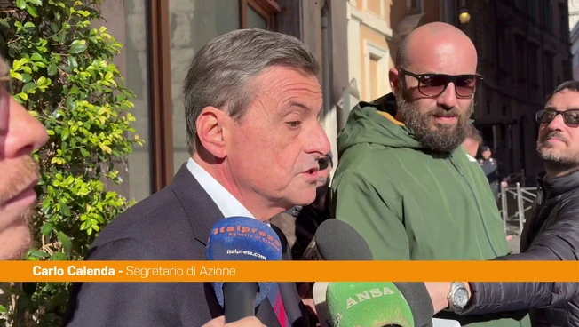 Calenda "In Sicilia situazione fuori controllo, firme per commissariamento"