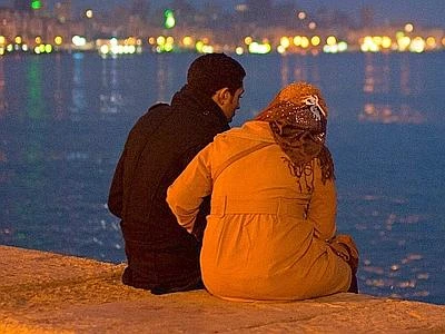 Turchia, dal governo guida al sesso di coppia: farlo spesso e lavarsi tanto