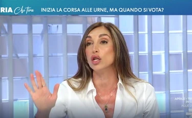 L'aria che tira, Tecce azzera Speranza: "Imbarazzante, prende in giro gli italiani"