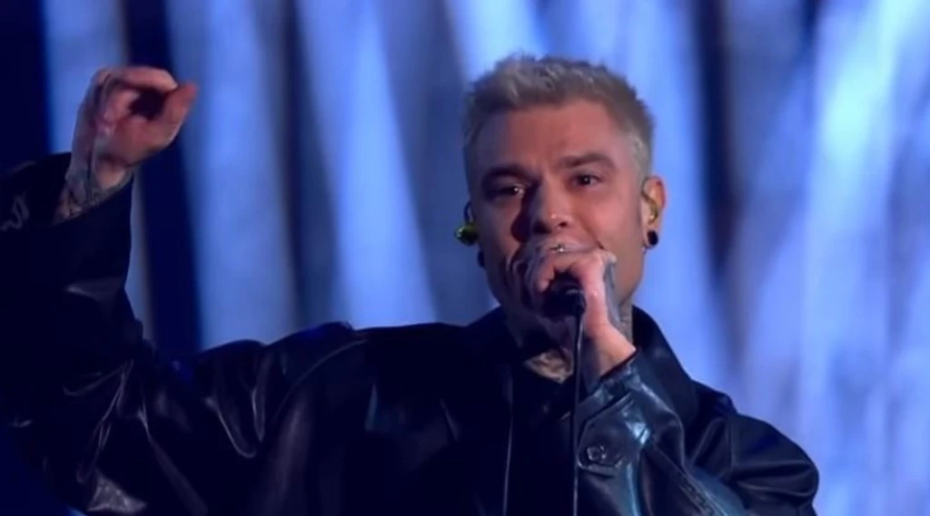 Fedez, non è finita. FdI tuona sulla Rai: "Chi sapeva lasci"
