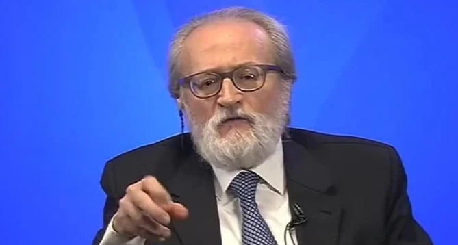 Paolo Becchi sulla riforma segreta del Mes: "Se fosse vero Conte rischierebbe almeno 5 anni di reclusione"