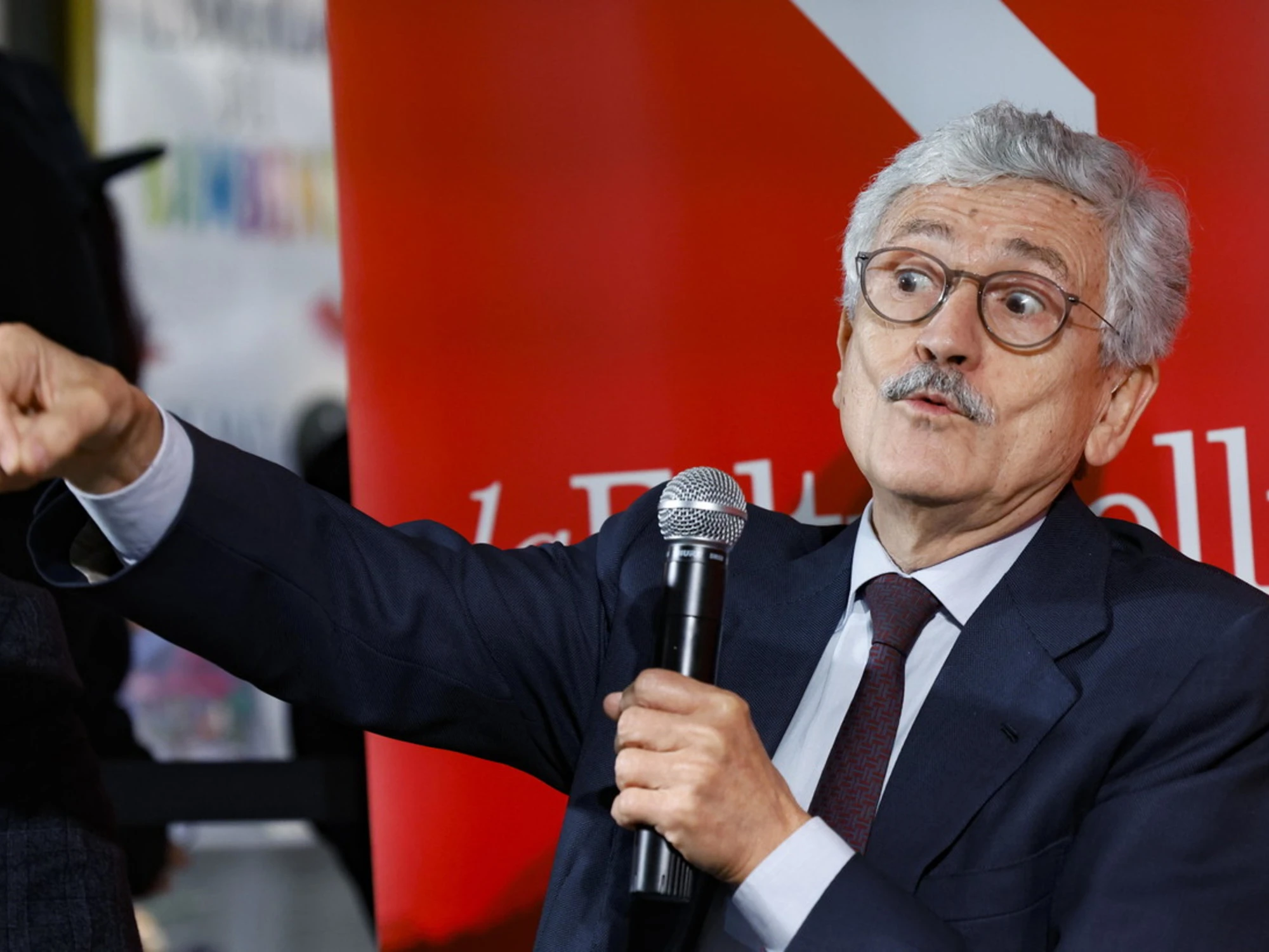Massimo D'Alema rivendica il viaggio a Pechino: "Chi ha sbagliato a non venire"