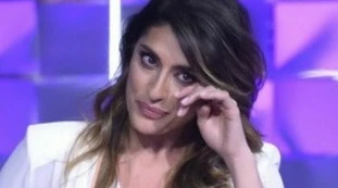 Elisa Isoardi, dopo Verissimo altre cannonate ai vertici Rai: "Lo vedo per chiarire", voci clamorose sul suo futuro