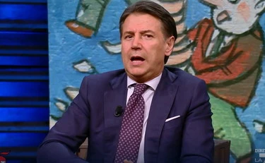 DiMartedì, "pensa di poter battere Meloni?": come risponde Conte
