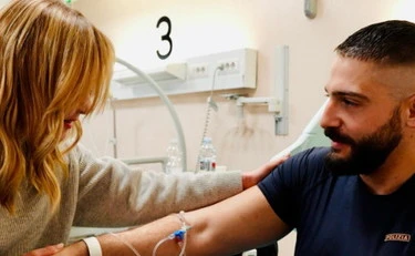 Giorgia Meloni visita Alessandro Calista: "Un tentato omicidio". Poi la bordata alla magistratura