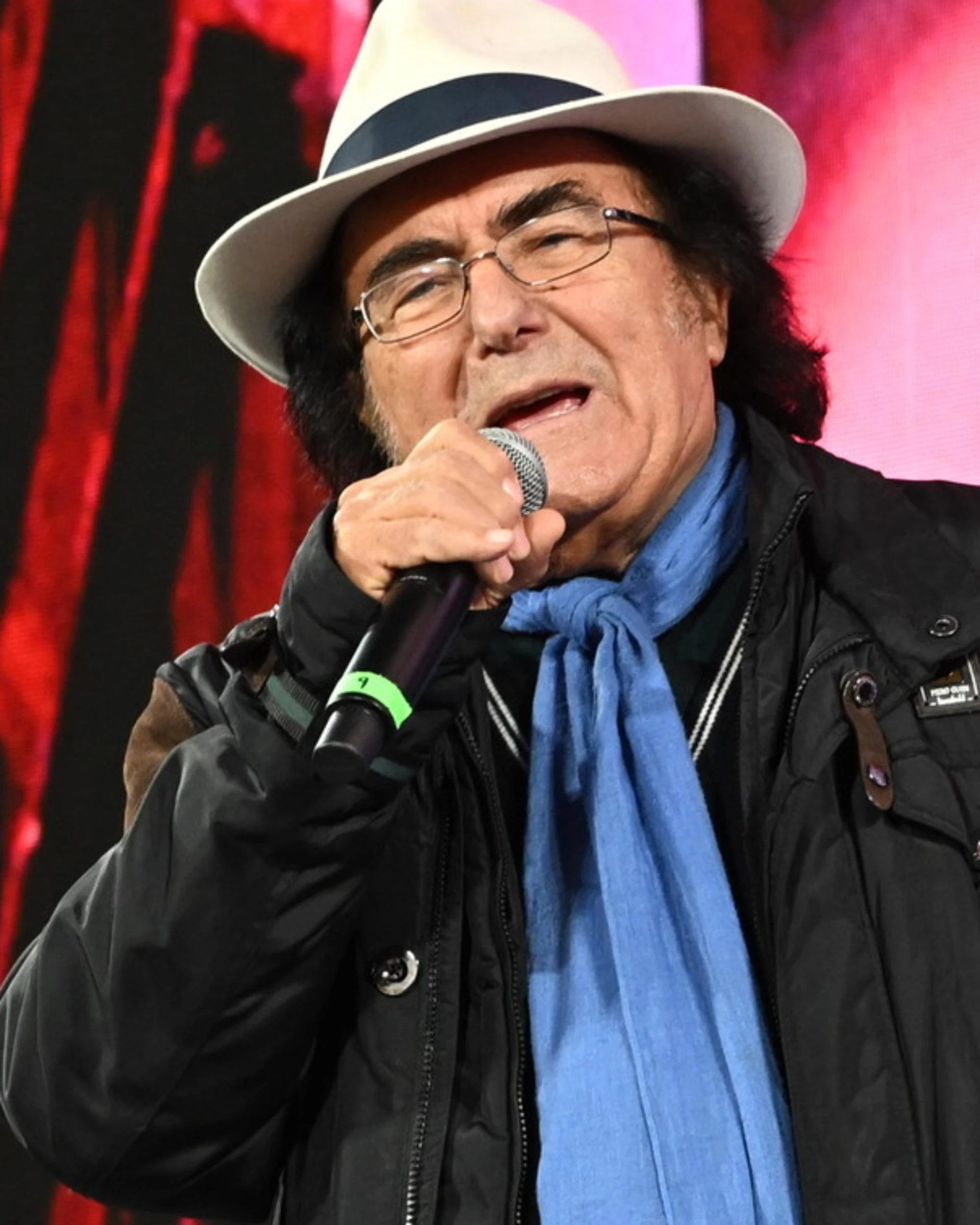 Papa Francesco, "meglio morire di fronte a lui": il retroscena-choc di Al Bano