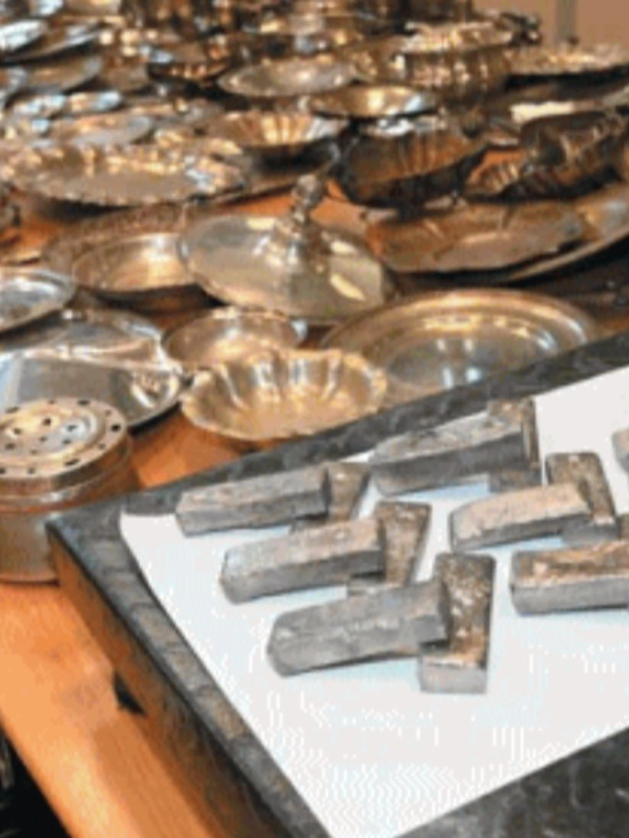 Milano, tesoro da 324 kg nel box: chi finisce in manette