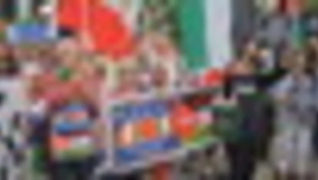 https://media.liberoquotidiano.it/kUY3IH-jSVZ5cHTr8pmCI0ItmhEeF_uOX6NFDBrr6ng/width:800/quality:90/aW1hZ2VzLzIwMjUvMDgvMzAvMTYxNTE4MzQzLTg2ZGIzNDE1LTI2NDktNDdkNS04NWM0LWM0YmE4Yzk4NzZiMC5qcGc.webp