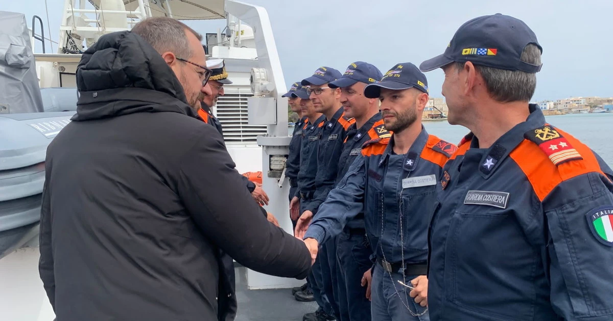 Guardia Costiera, la missione di FdI: "Basta attacchi vergognosi"