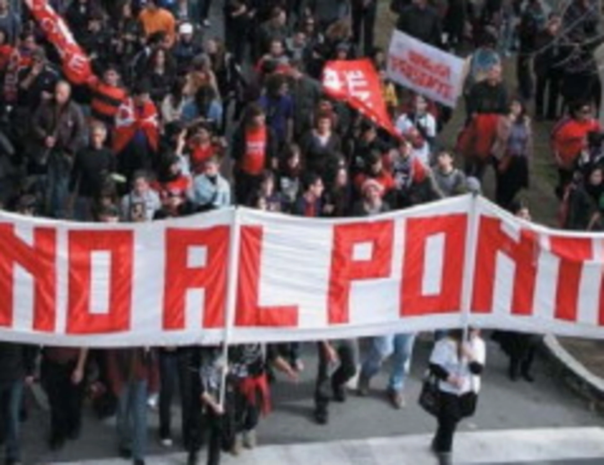 Politica e burocrazia: un conflitto pericoloso