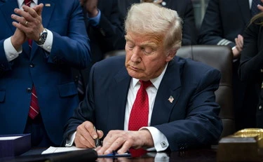 Usa, Donald Trump designa gli Antifa italiani "terroristi globali": cosa cambia