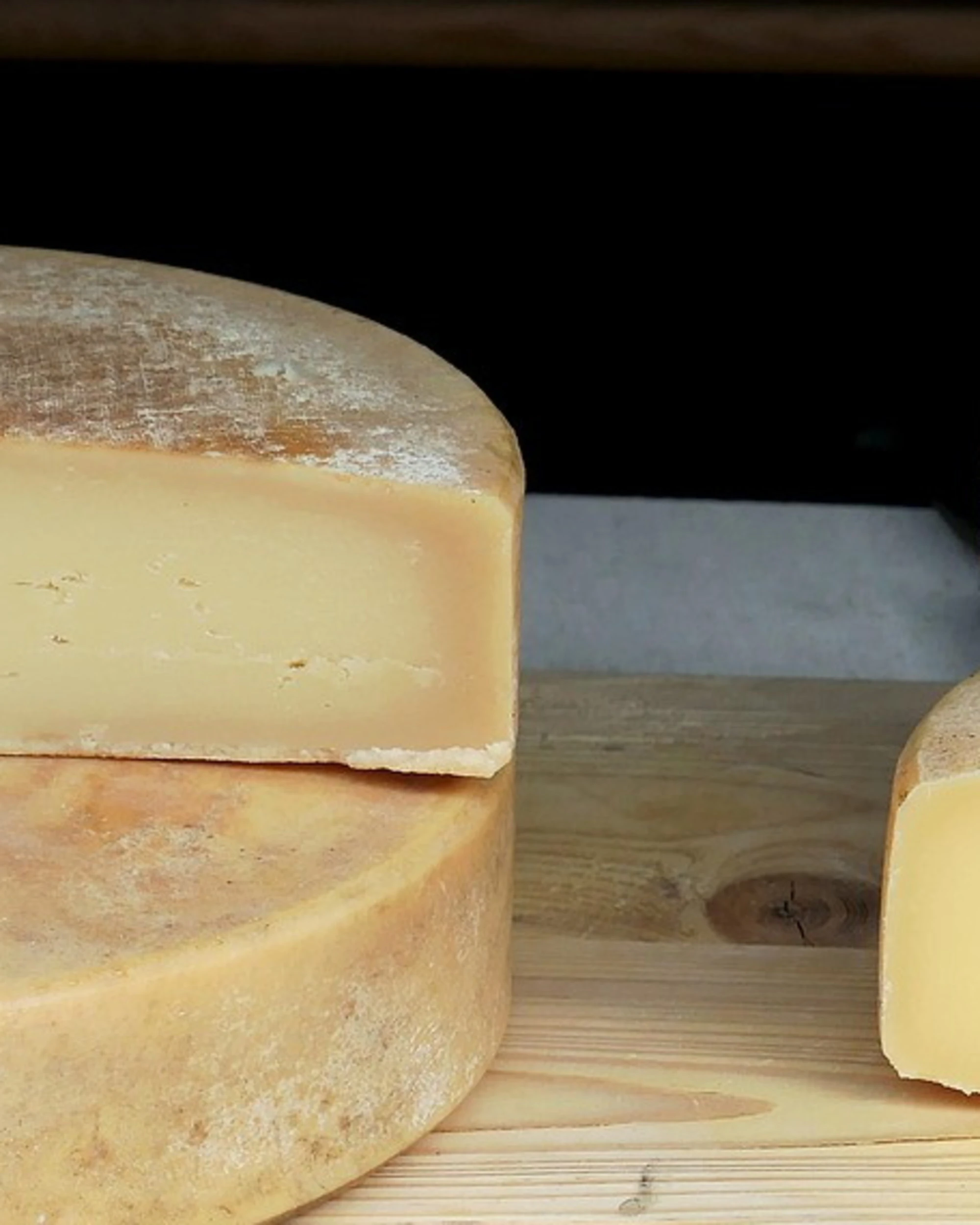 Formaggio, clamoroso sorpasso: schiaffo dell'Italia alla Francia