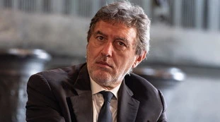 Abruzzo, rissa Conte-Marsilio: "Pascolano qui", "Forse loro"