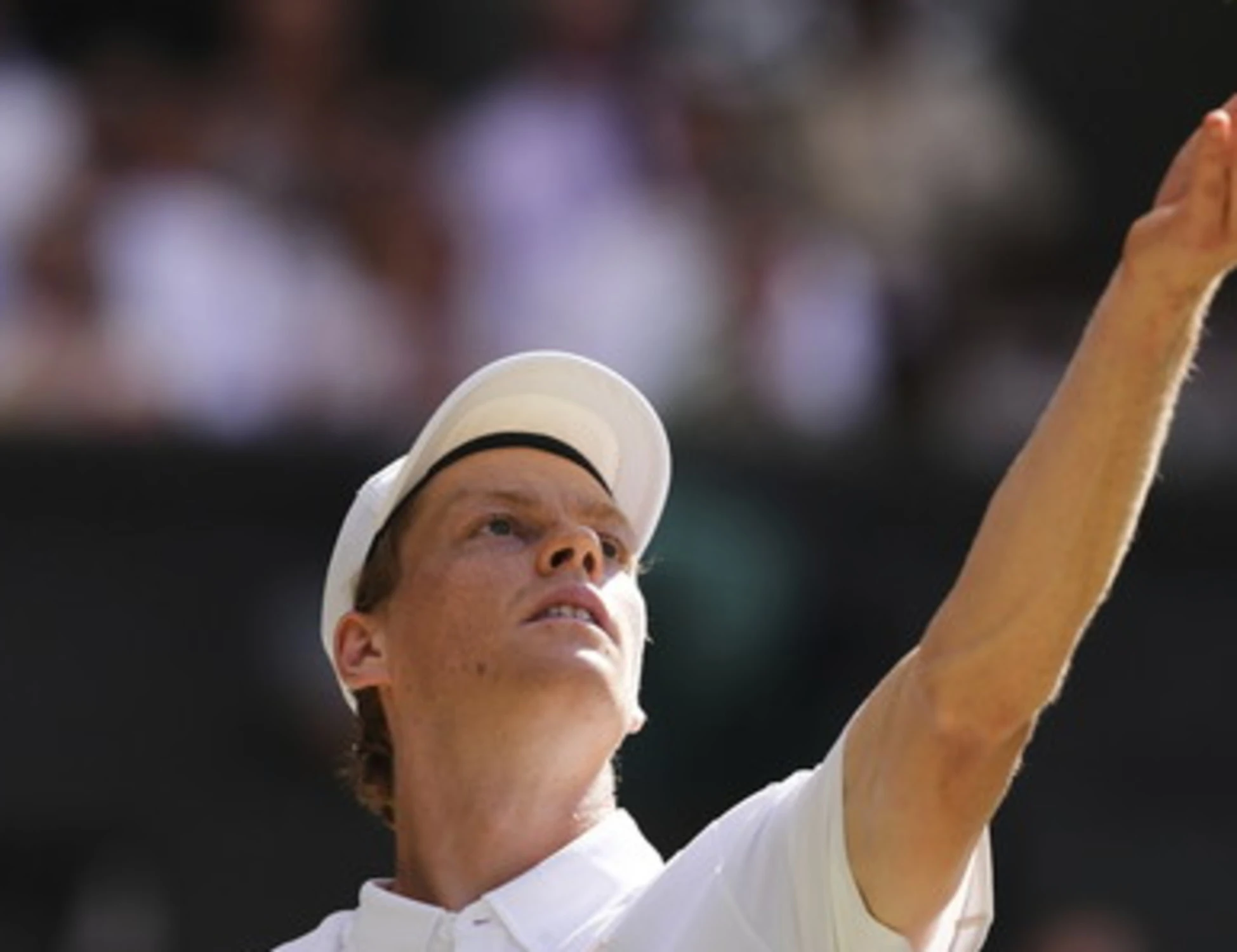 Sinner fa volare anche Supertennis