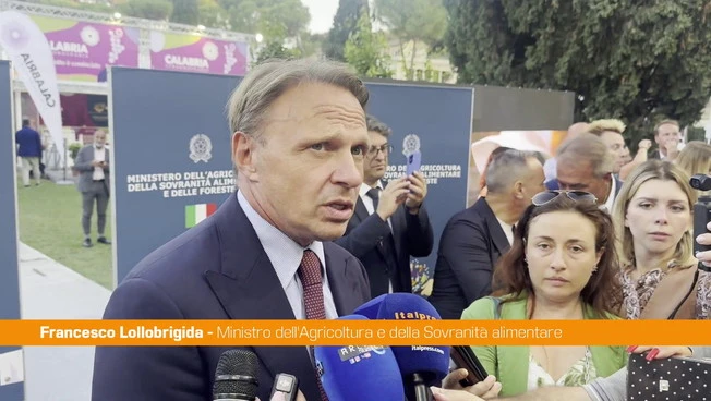 Vinòforum, Lollobrigida "Dentro una bottiglia di vino c'è anche l'Italia"