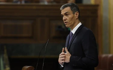 Pedro Sanchez appeso all'odio: come prova a salvarsi