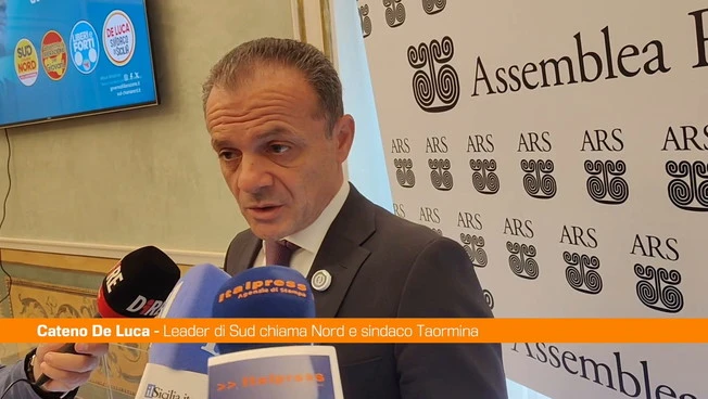 De Luca "Io a destra o a sinistra? Chiedete a loro se vengono con me"