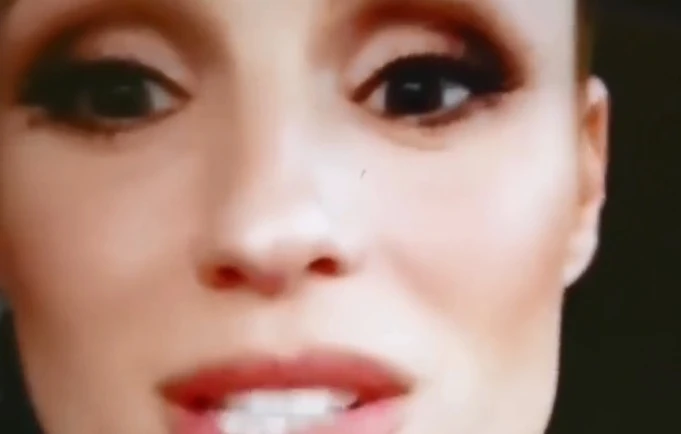 All Together Now, paura per Michelle Hunziker prima della puntata: bloccata in auto grida "aiuto"